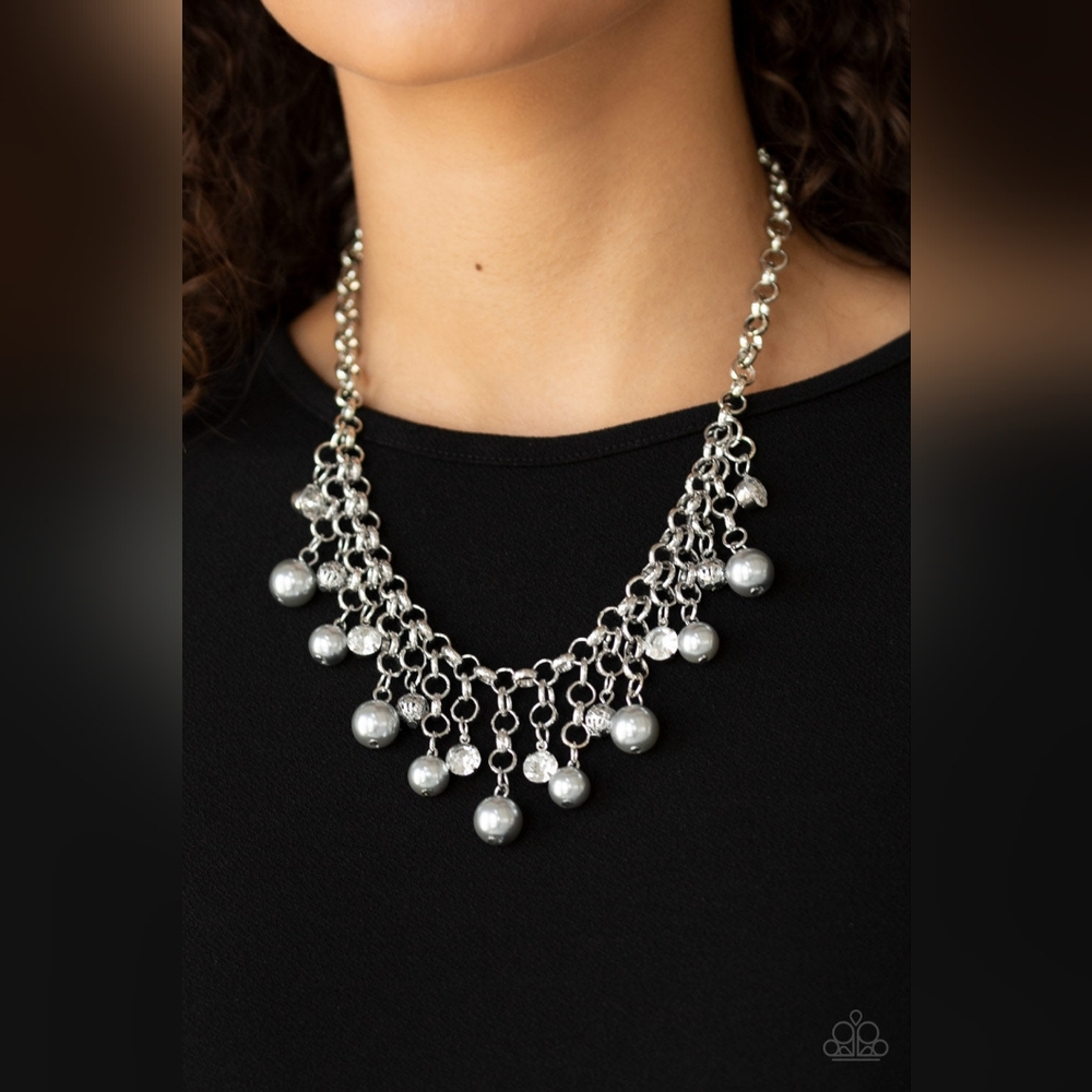 Heir-headed Necklace